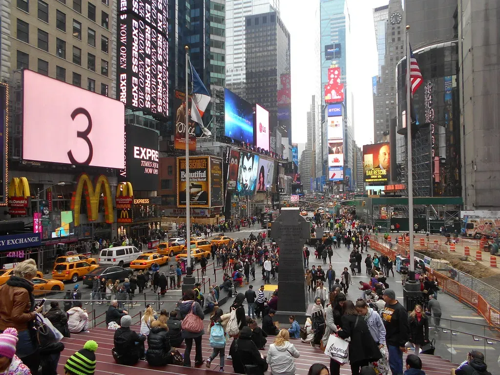 Times Square: New York's Crowded Trap (Image Credits: Flickr)