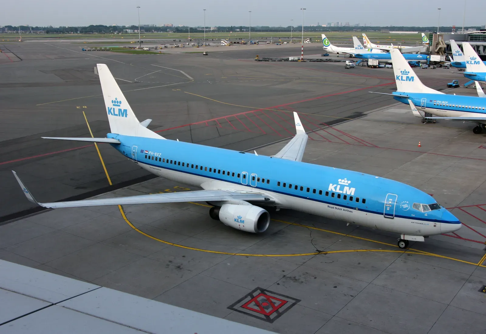 Maximum Utilization: Planes That Never Stop Flying (Image Credits: Wikimedia)