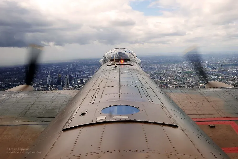 3. Skyscanner: The Price-Hunting Machine (Defence Imagery, Flickr, CC BY-SA 2.0)