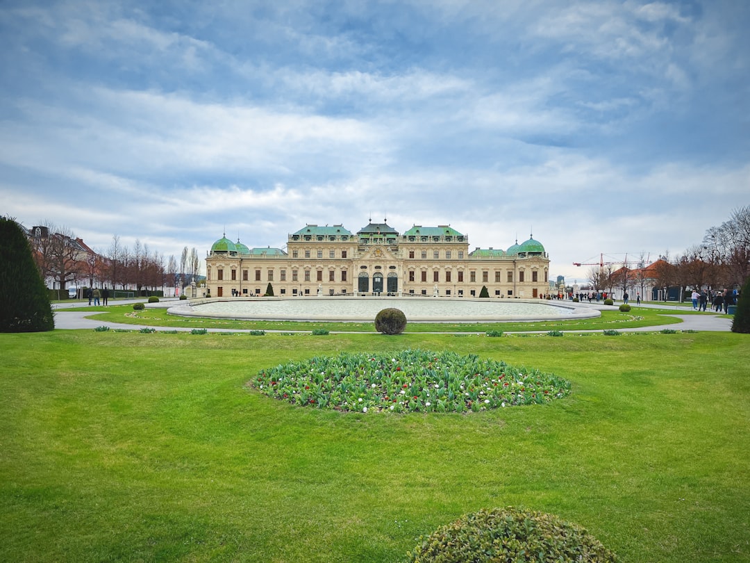 Vienna's Imperial Weekend: Coffee Culture and Palaces (Image Credits: Unsplash)