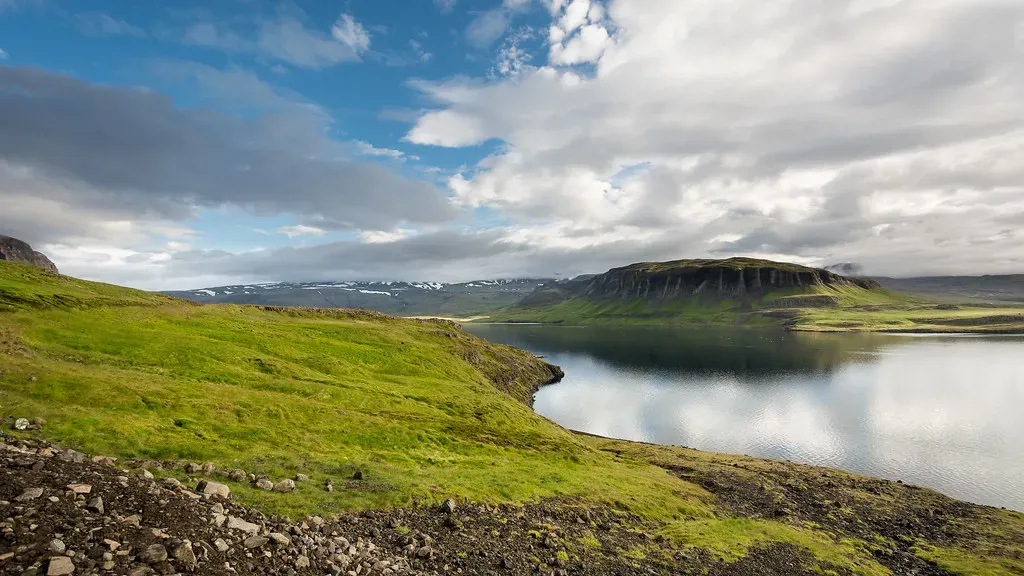 Iceland - The World's Most Peaceful Nation, Officially (Image Credits: Flickr)