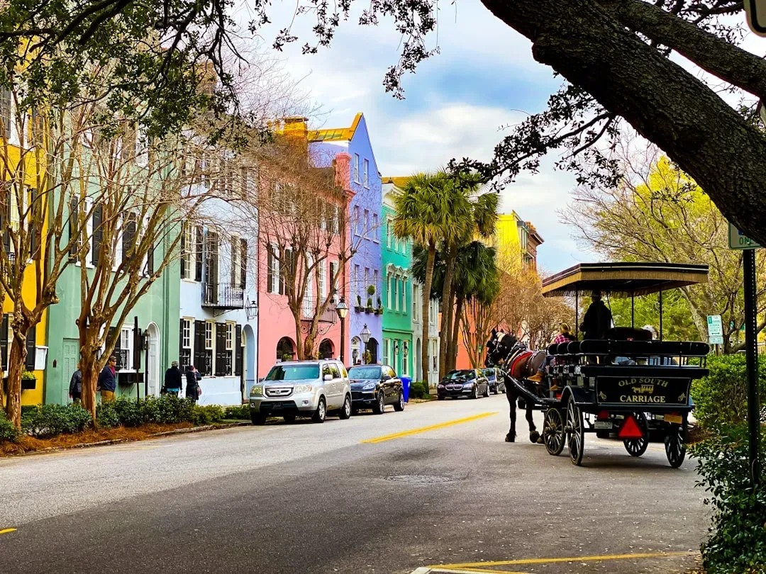 Charleston: Historic Charm Threatened by Its Own Success (Image Credits: Unsplash)