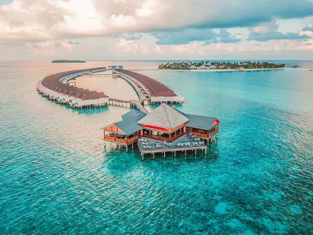The Maldives: Bankruptcy-Inducing 'Paradise' With Nothing to Do (Image Credits: Unsplash)