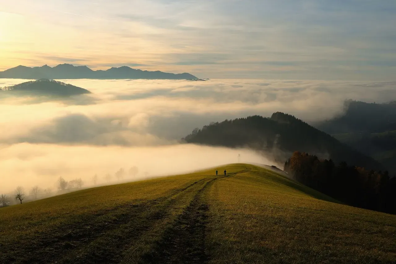 The Ozark Highlands Trail: America's Hidden Thru-Hike (Image Credits: Pixabay)