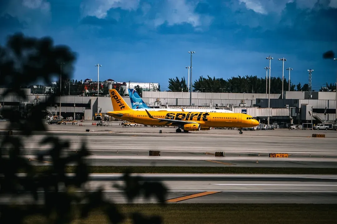 Spirit Airlines: A Bankruptcy-Driven Route Collapse (Image Credits: Unsplash)