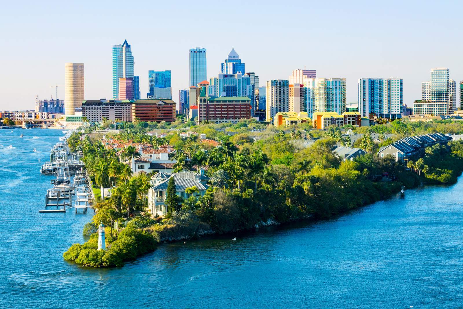 Tampa, Florida: Sunshine State Savings (Image Credits: Shutterstock)