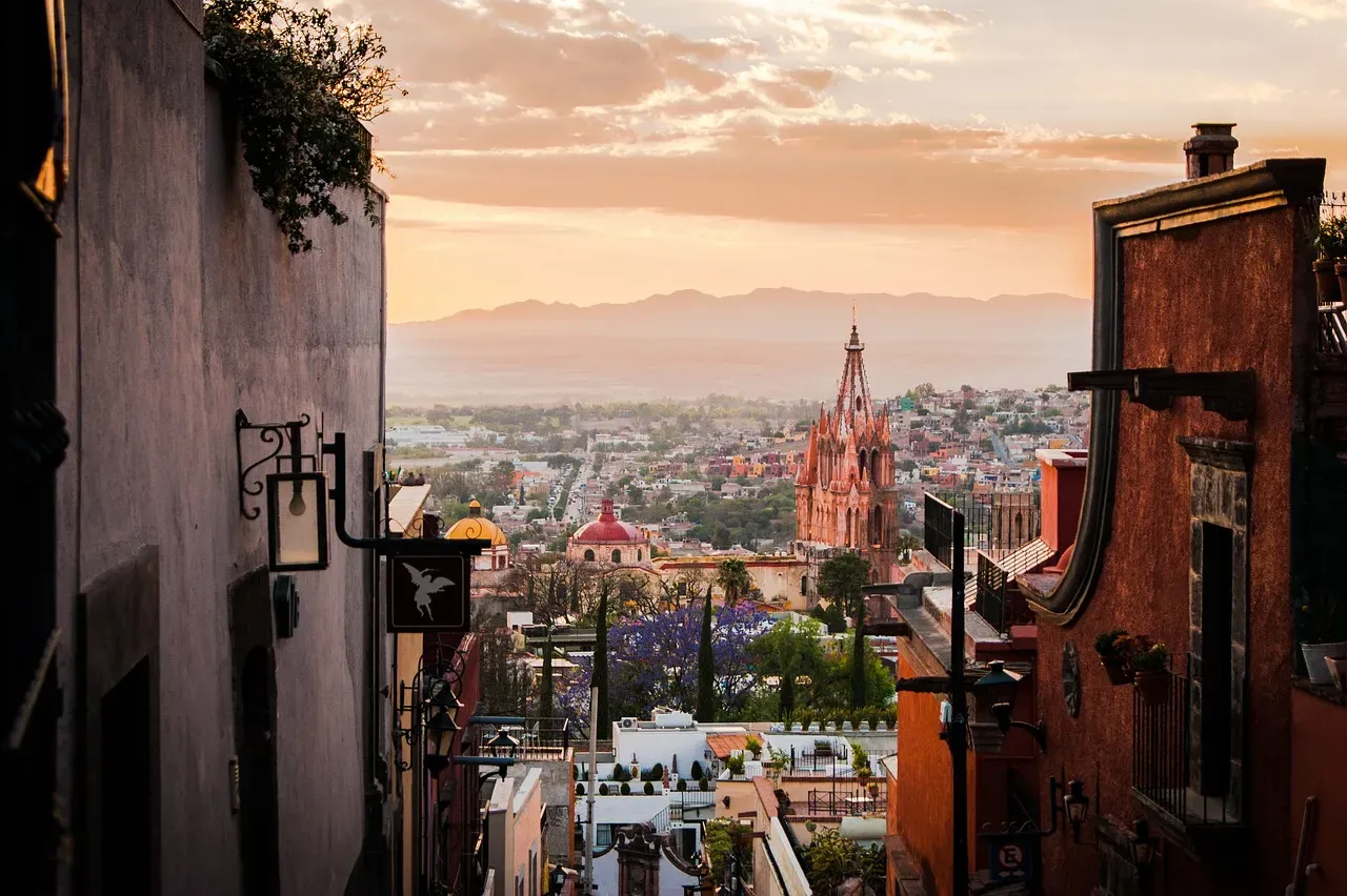 1. San Miguel de Allende: The Crown Jewel of Colonial Mexico (Image Credits: Pixabay)