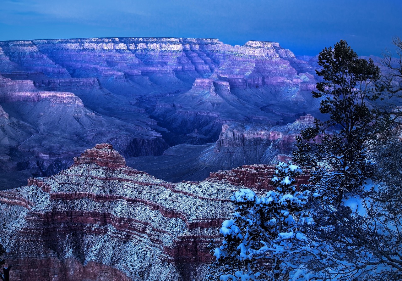 Grand Canyon National Park - Snow-Kissed Majesty (Image Credits: Pixabay)