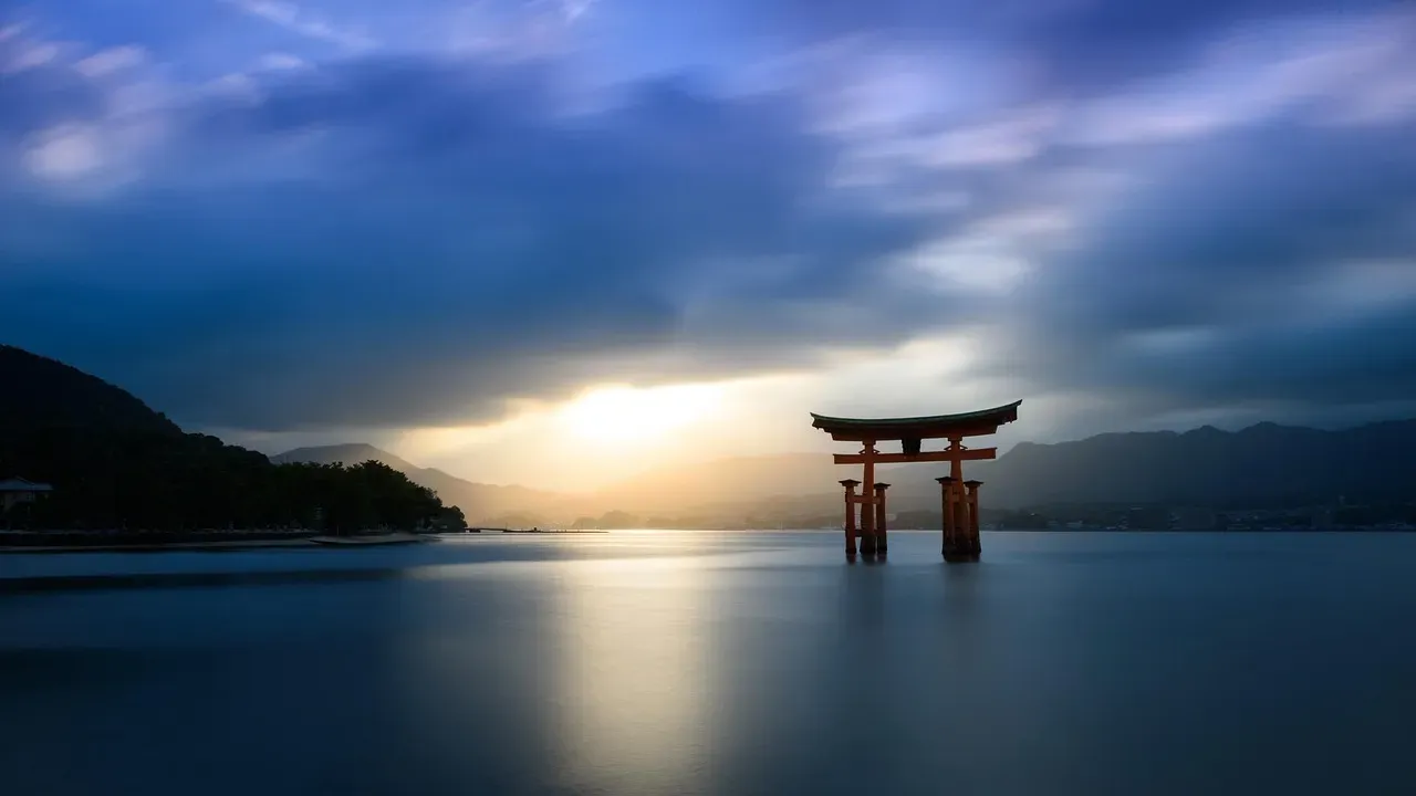 Japan: Rising Star of the East (Image Credits: Pixabay)