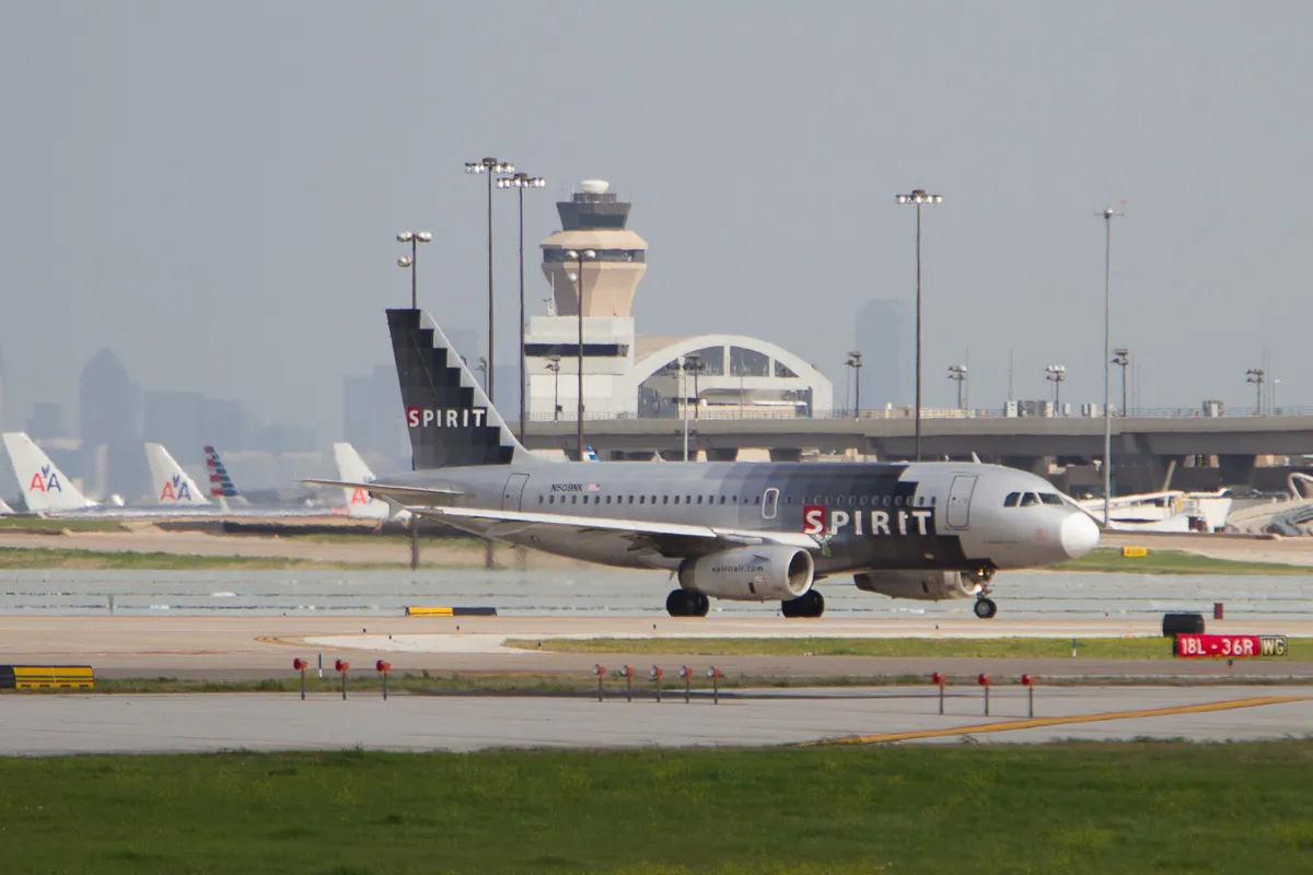 Moving Forward Without Spirit (Spirit Airlines Airbus 319 N509NK Photo_324, CC BY 2.0)