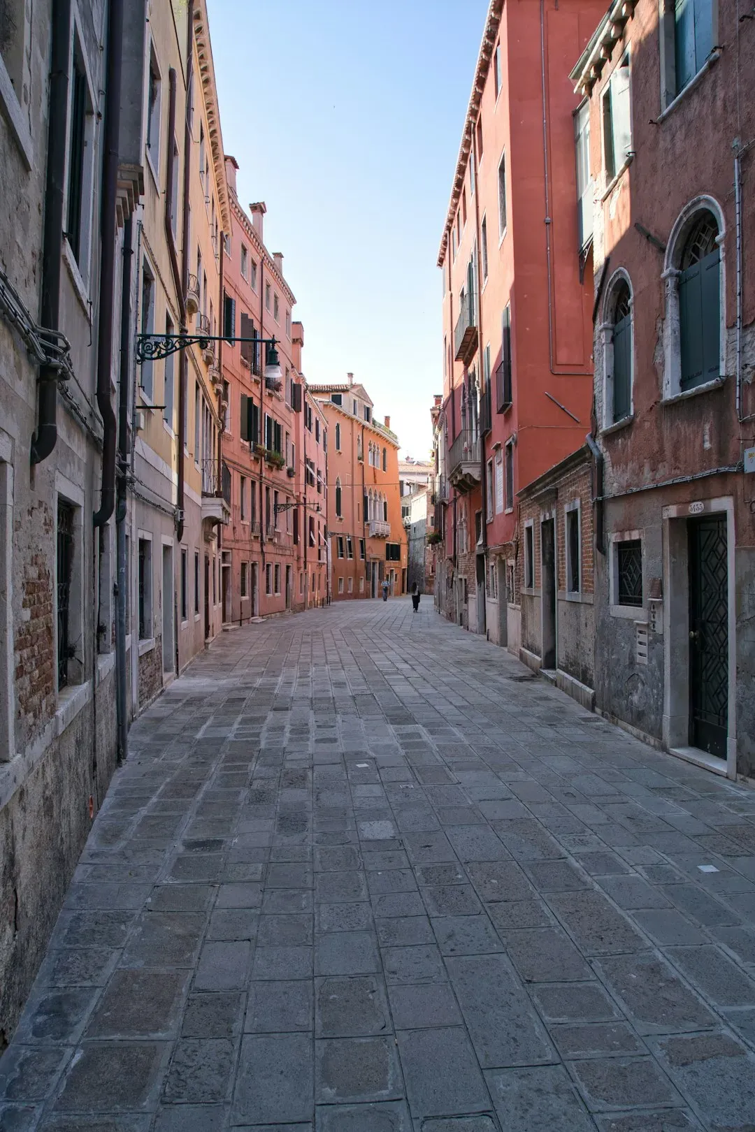 A City Losing Its Own People at an Alarming Rate (Image Credits: Unsplash)