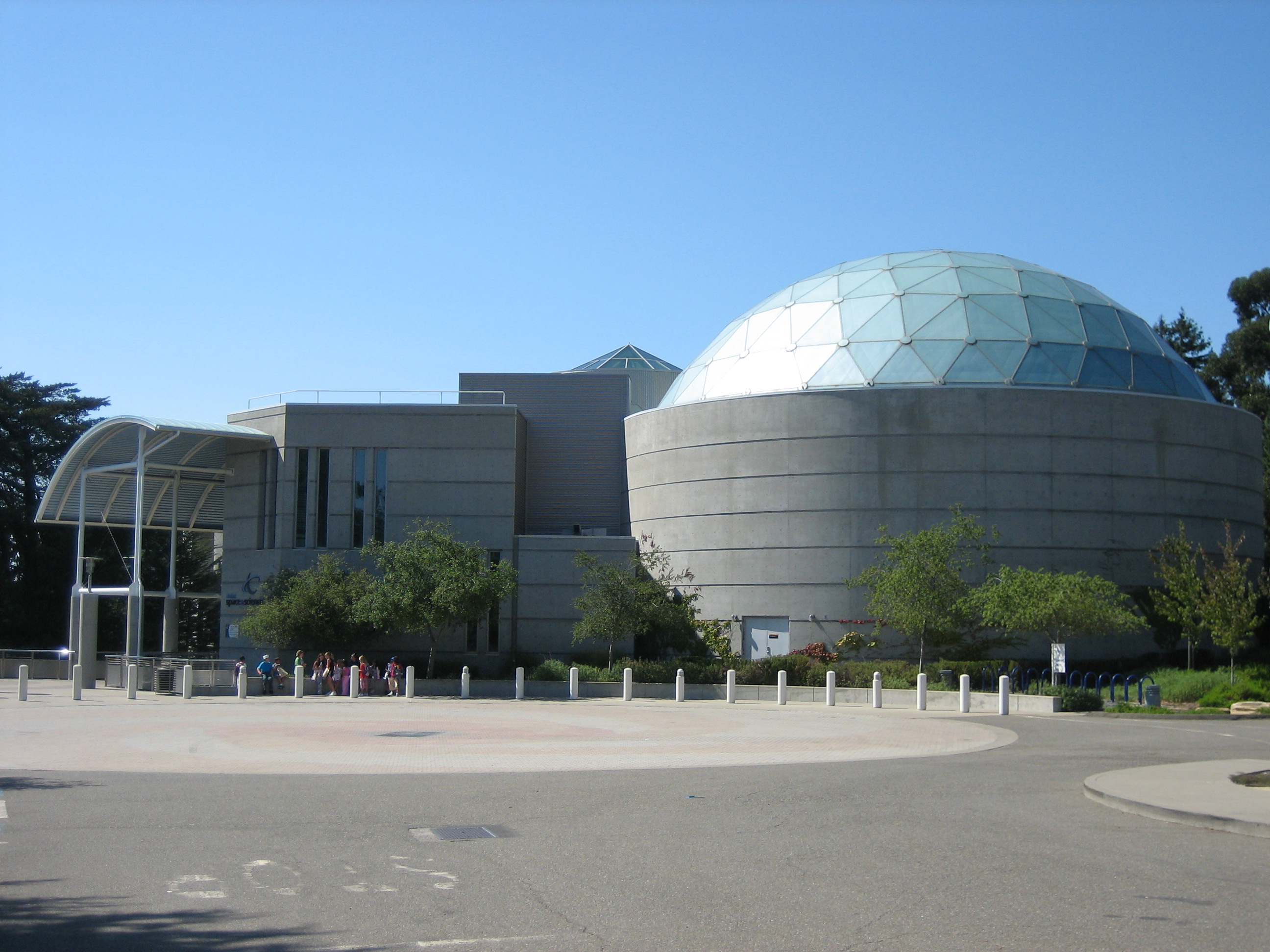 Oakland, California: Bay Area's Trouble Spot (Image Credits: Transferred from en.wikipedia to Commons by Off2riorob using CommonsHelper., CC BY 2.5, https://commons.wikimedia.org/w/index.php?curid=7063666)