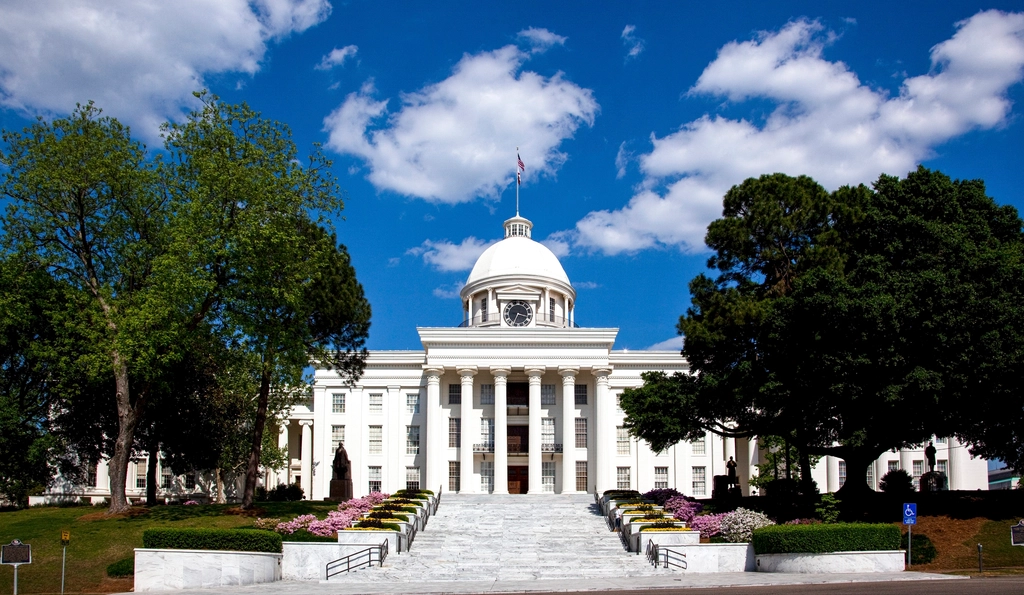 Montgomery, Alabama - Southern Heritage and Affordability (Image Credits: Rawpixel)