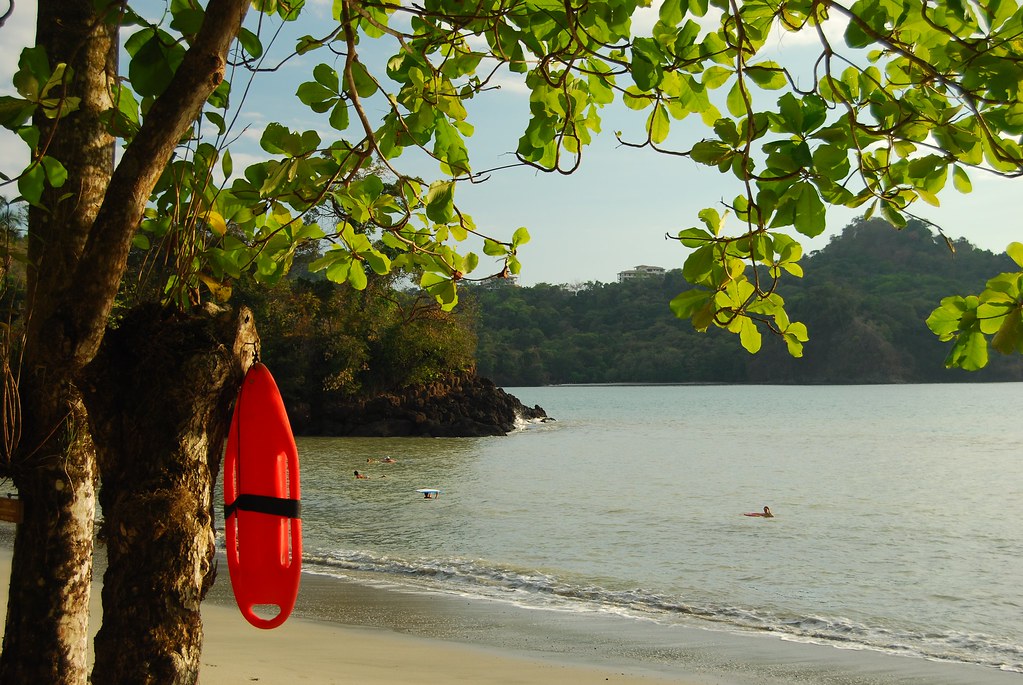 Costa Rica's Dangerous Waters (Image Credits: Flickr)