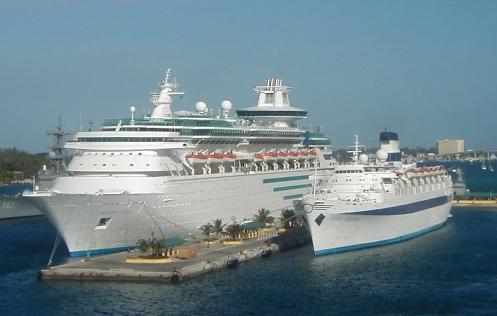 The Caribbean as the Battleground: Why These Islands Matter So Much (roger4336, Flickr, CC BY-SA 2.0)