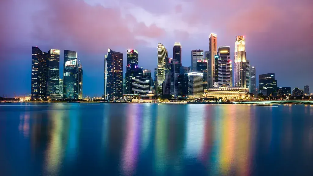 8. Singapore – Efficiency Meets Security (Image Credits: Flickr)
