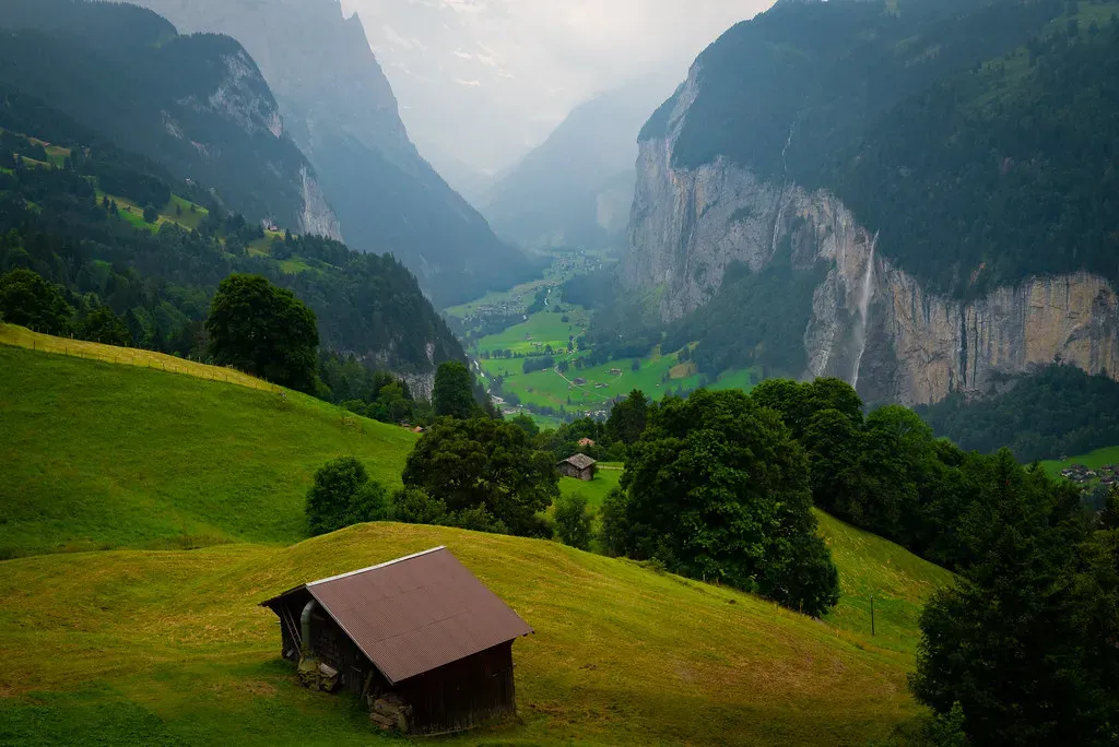 Switzerland: Precision Meets Tranquility (Image Credits: Flickr)