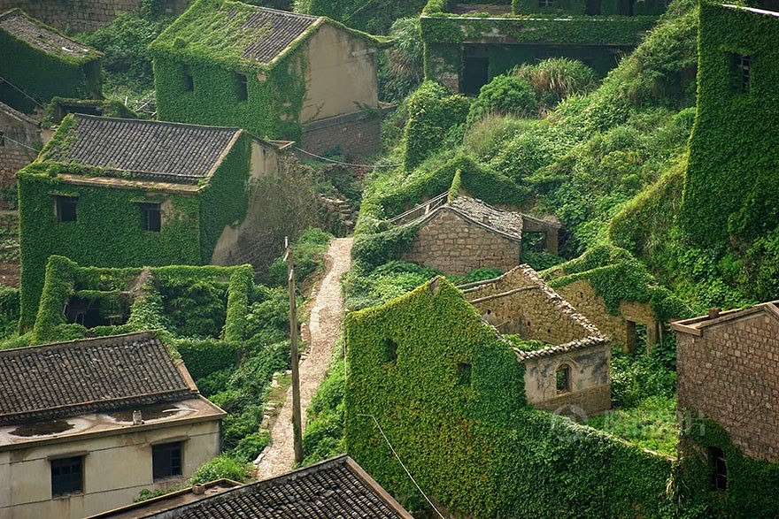 Houtouwan, China (Image Credits: Flickr)