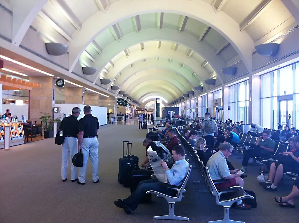 Airport No. 2: John Wayne Airport, Orange County - California's Hidden Hotspot (Grant Wickes, Flickr, CC BY 2.0)