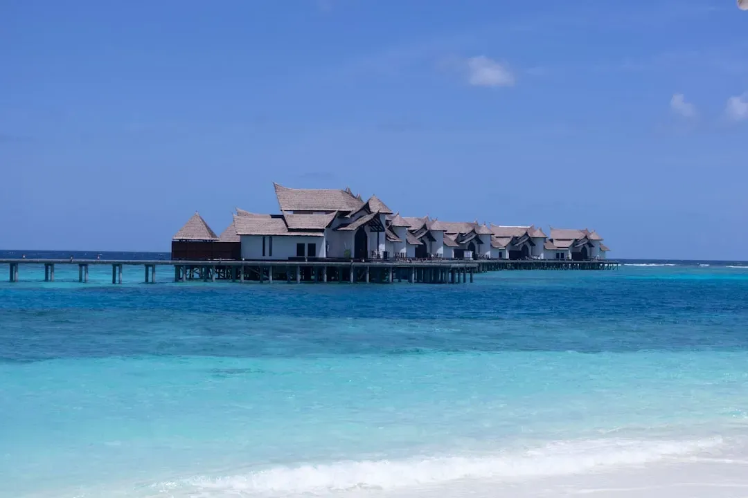 5. The Maldives: Luxury's Environmental Blind Spot (Image Credits: Unsplash)