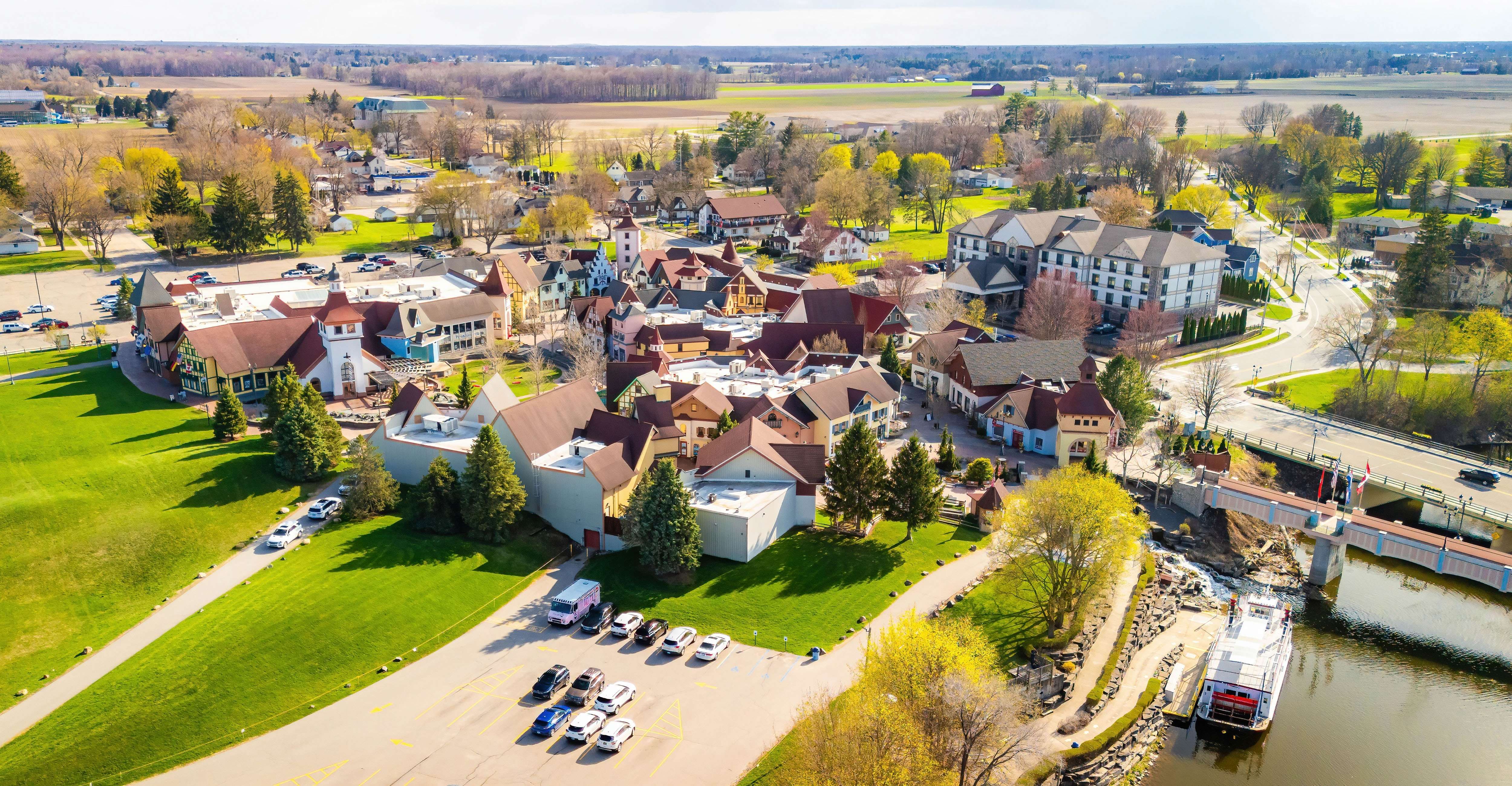 Frankenmuth, Michigan: Little Bavaria with Big Charm (Image Credits: Shutterstock)