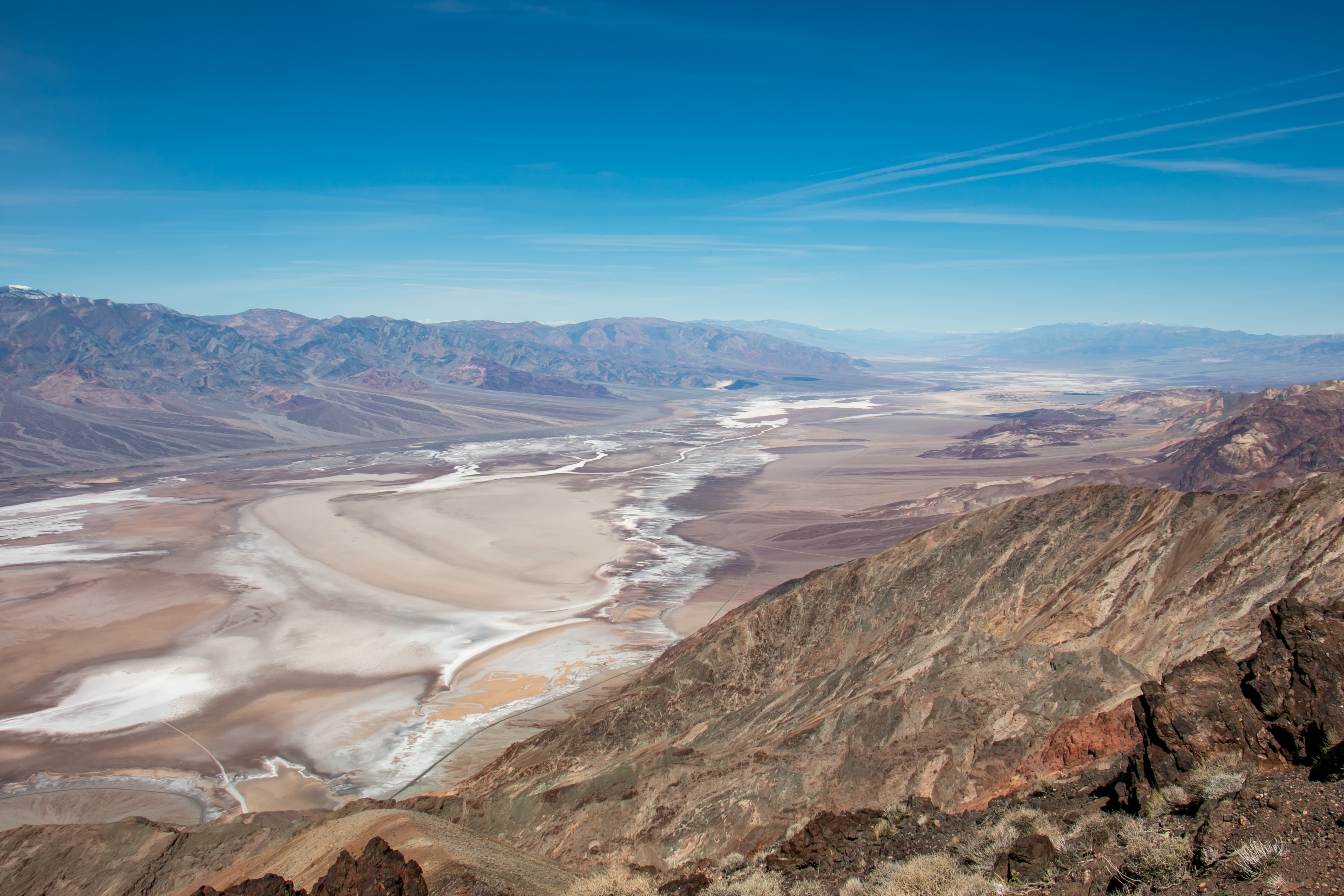 Death Valley's Racetrack Playa, California (Image Credits: Shutterstock)
