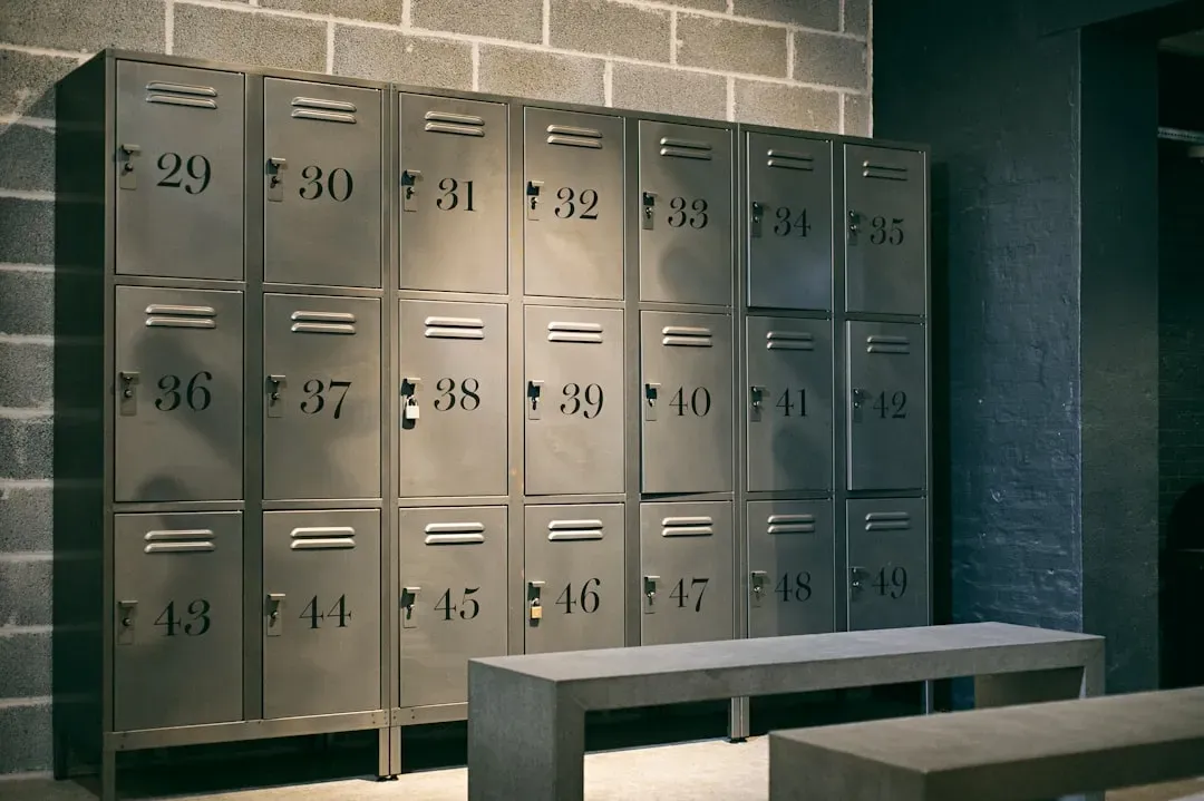#4 - They Use Luggage Storage to Move Freely (Image Credits: Unsplash)