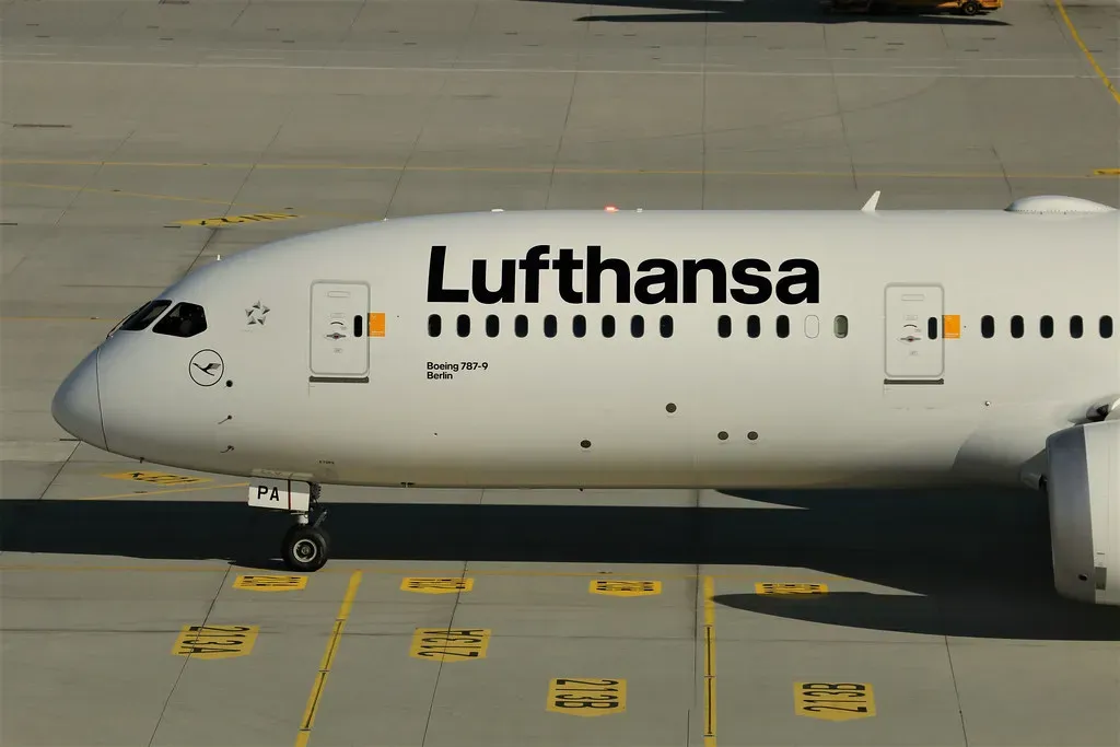 When the Upgrade Genuinely Makes Sense (Cityswift 123, Flickr, CC BY 2.0)