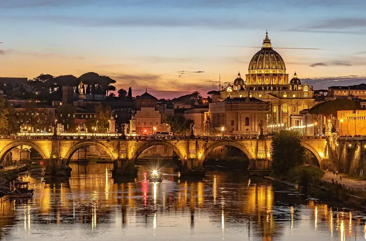Vatican City: The Impossible Path Reserved for Clergy and Church Servants (Image Credits: Pixabay)
