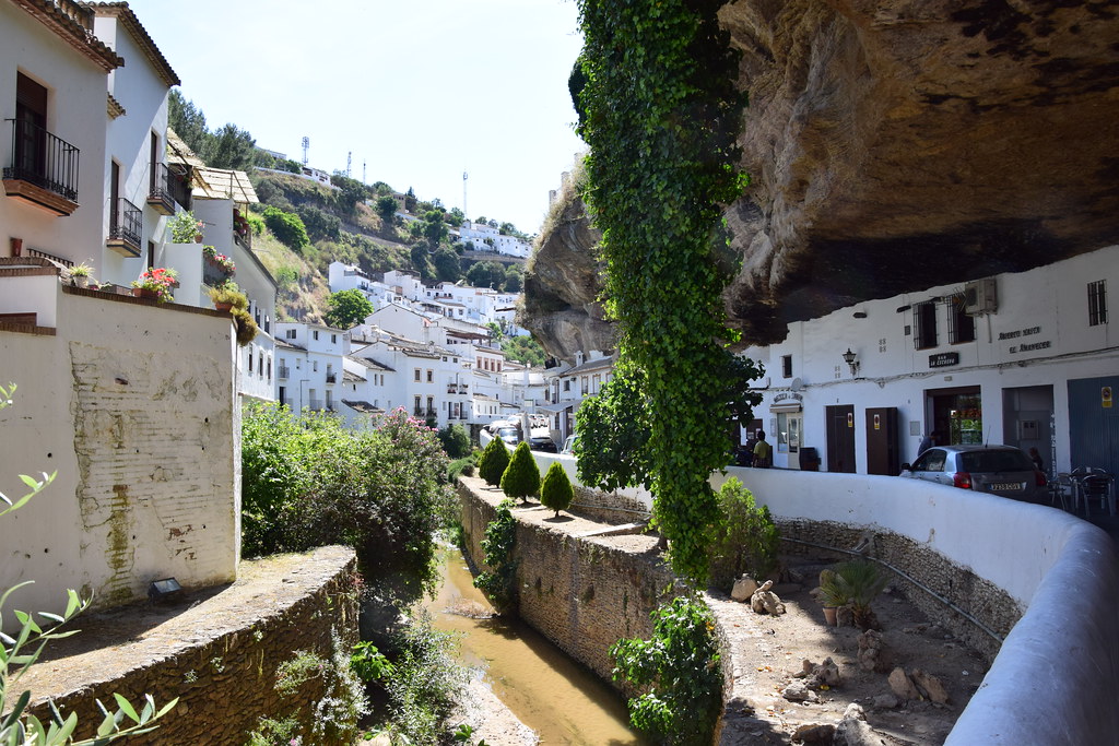 Setenil de las Bodegas, Spain (Image Credits: Flickr)