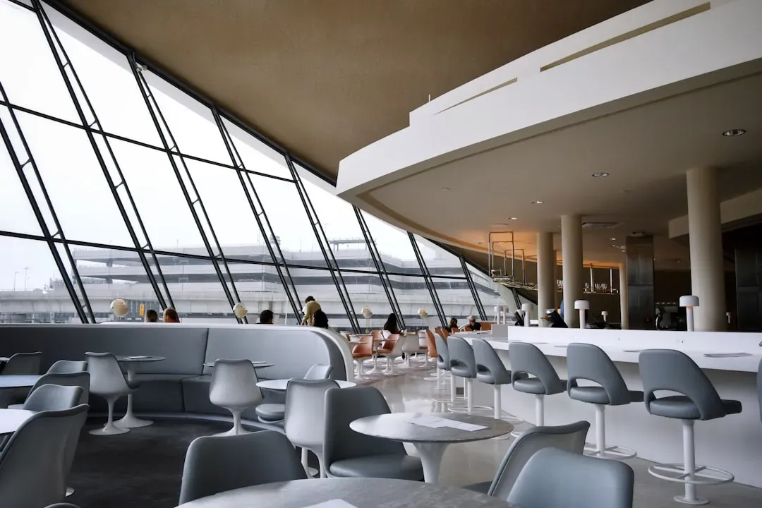5. Use Airport Lounges Strategically (You Don't Need to Fly Business Class) (Image Credits: Unsplash)