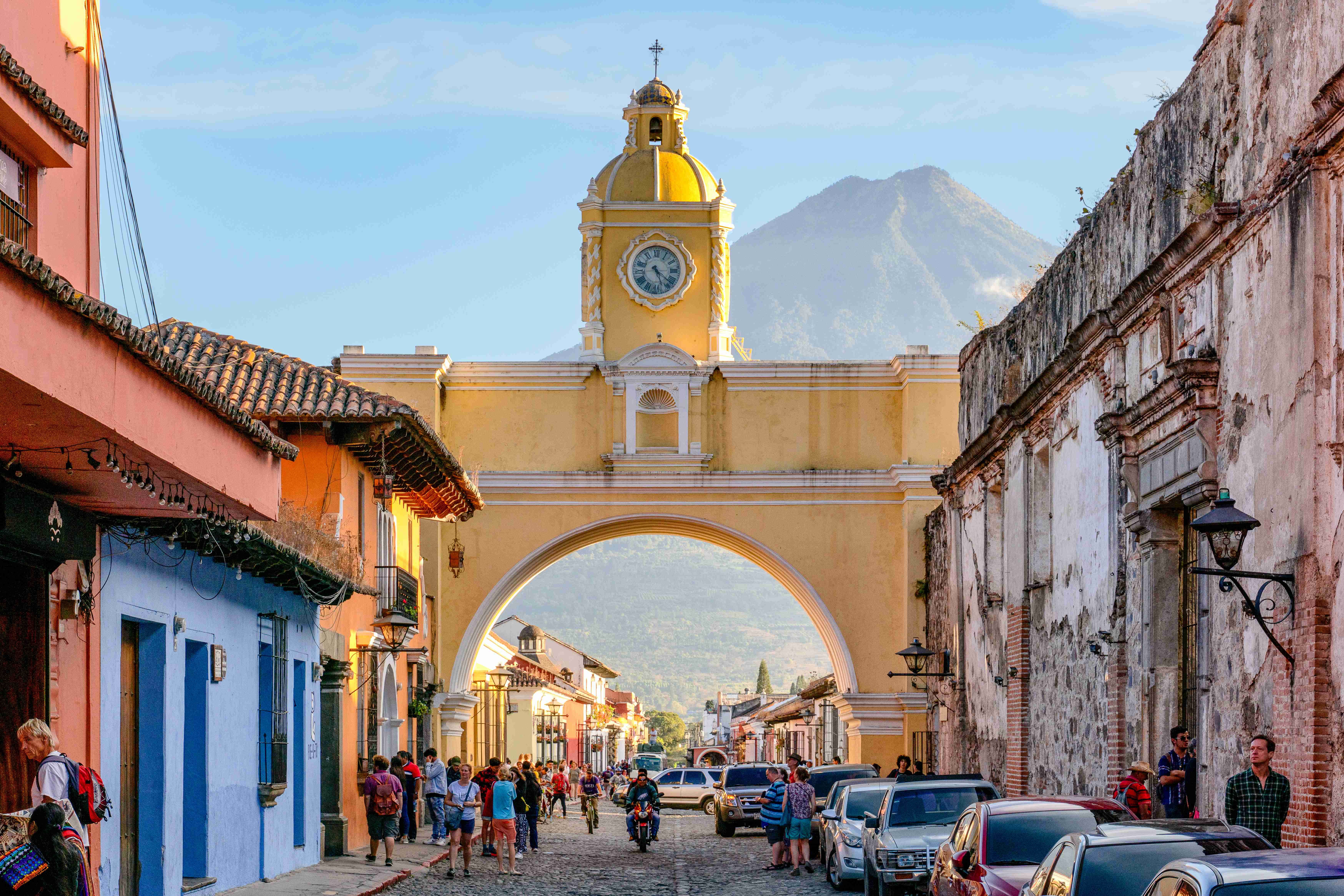 Guatemala: Central America's Hidden Gem (Image Credits: By Chad Davis, CC BY-SA 2.0, https://commons.wikimedia.org/w/index.php?curid=87996999)