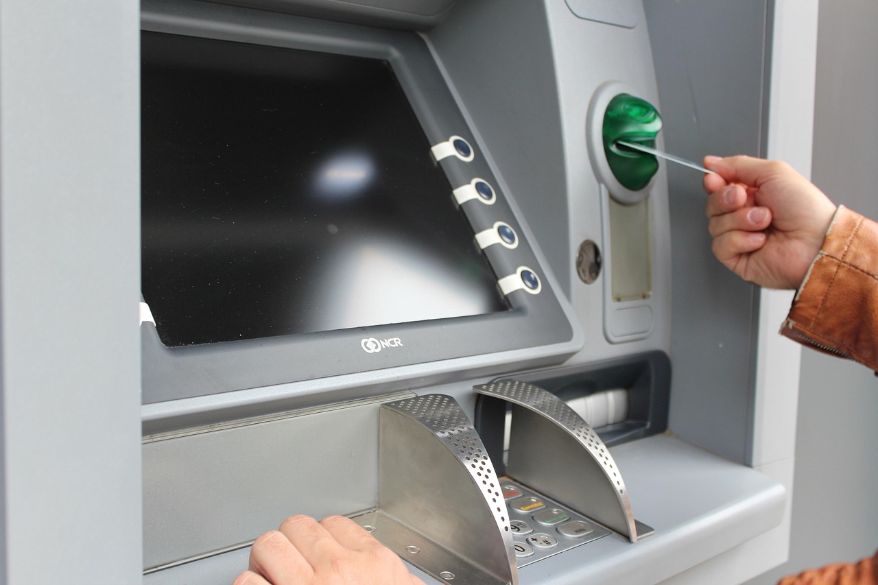 20. ATM Skimming That Drains Your Account (image credits: pixabay)