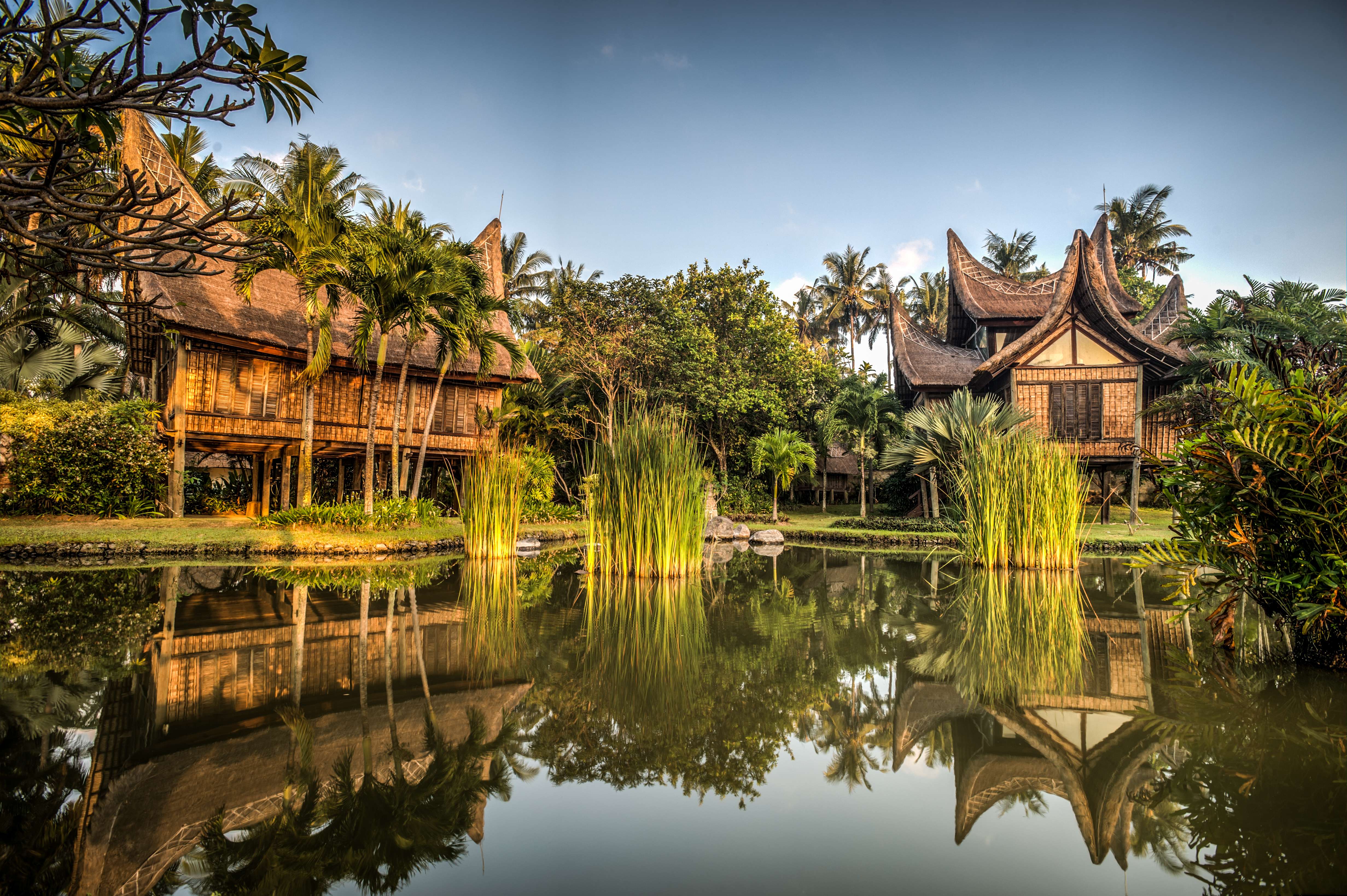 Indonesia Island Life Without the Price Tag (image credits: wikimedia)