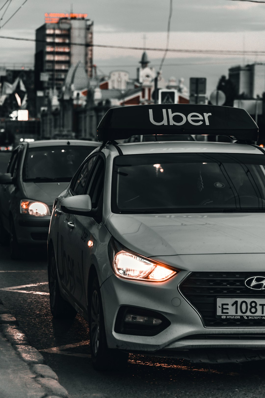 Reliable Transportation Choices and Ride-Share Safety (image credits: unsplash)