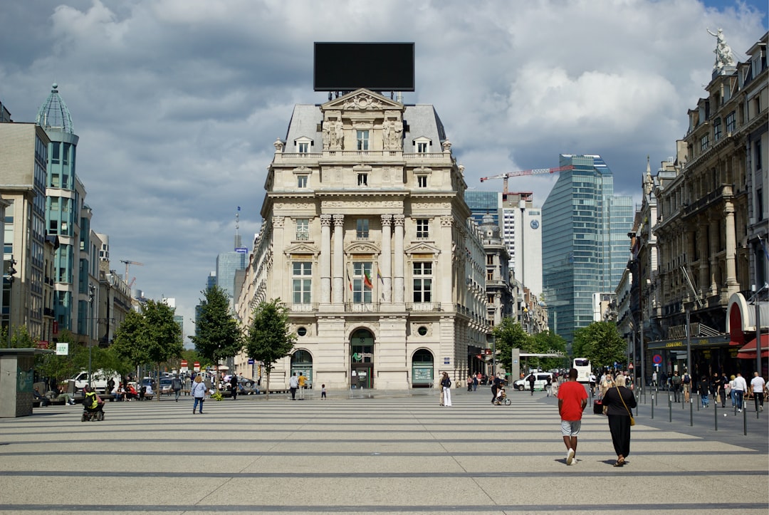 The Growing Desire for Walkable Cities (image credits: unsplash)