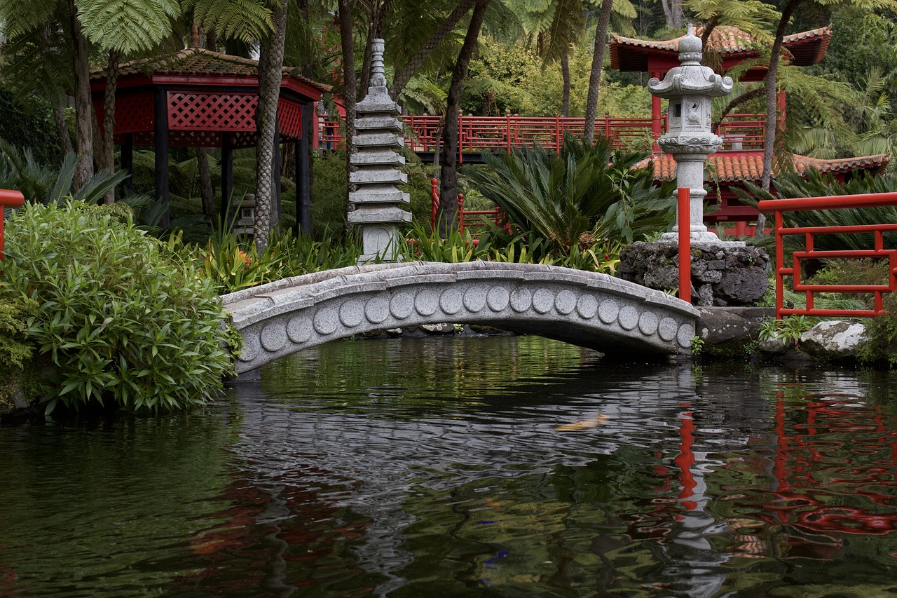 Japan Tradition Meets Purity (image credits: pixabay)