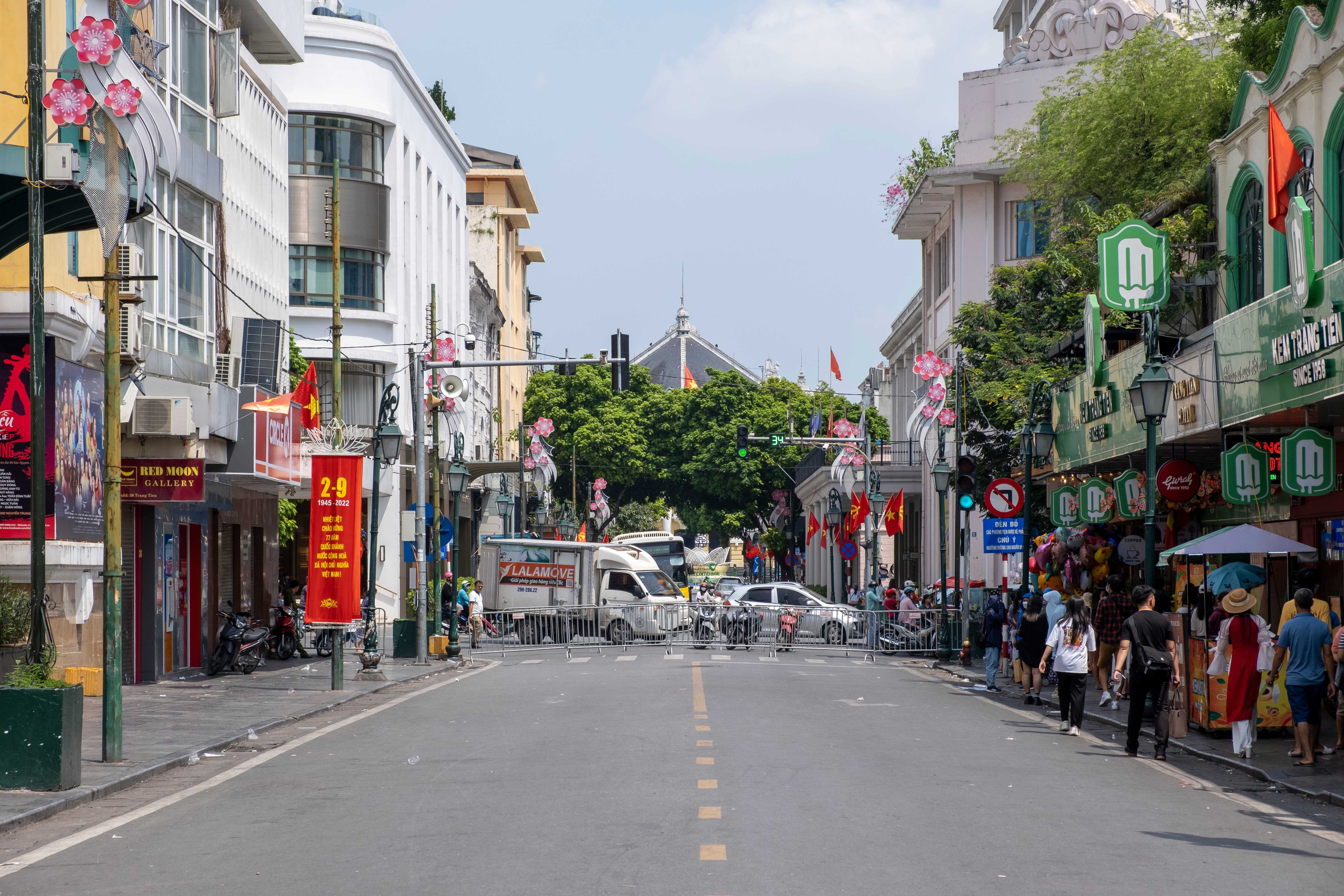 Vietnam A Symphony for the Senses (image credits: wikimedia)