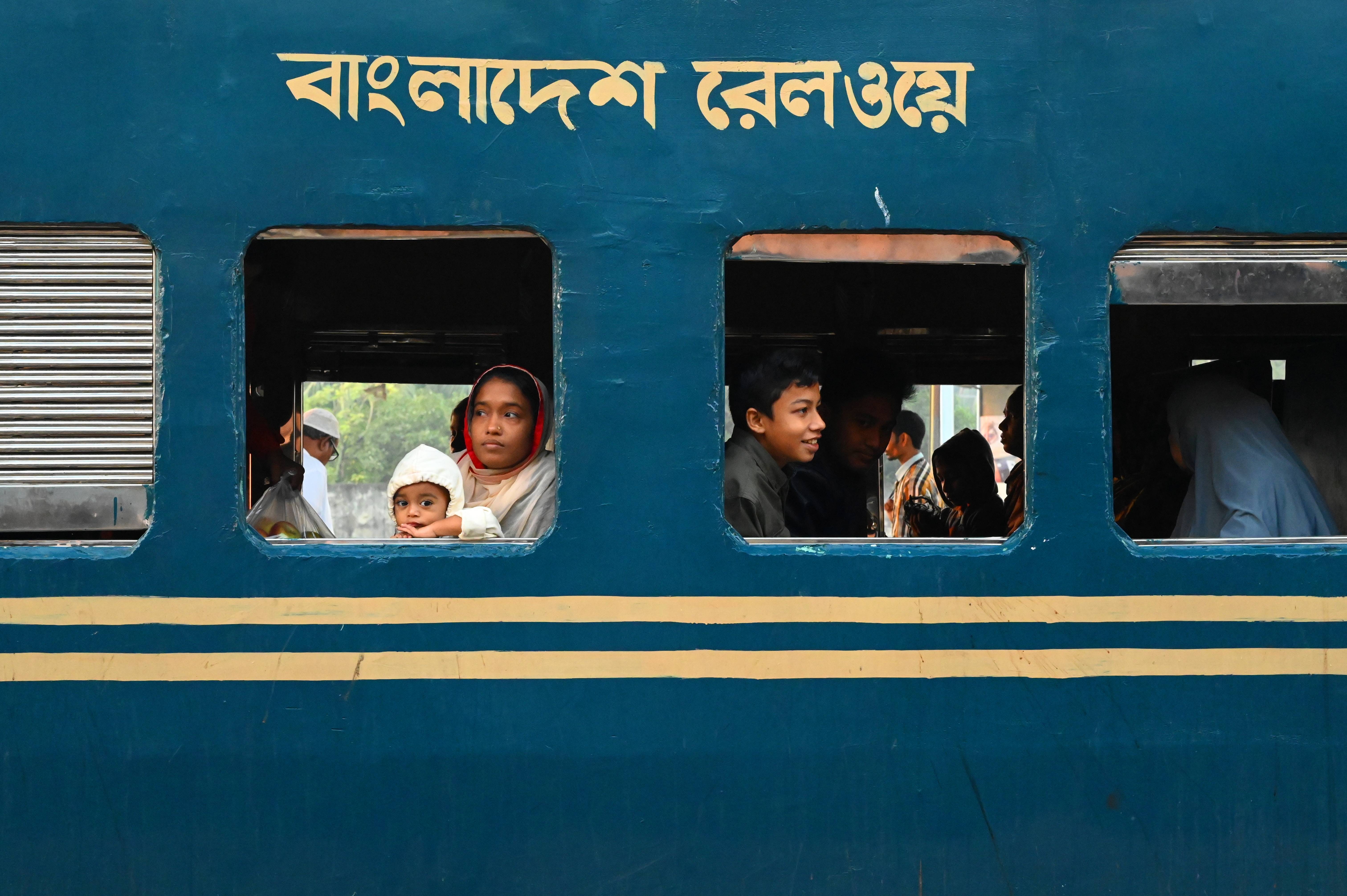 A Shift in Travel Culture (image credits: wikimedia)