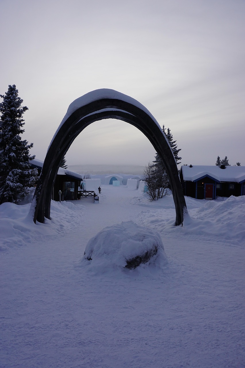 Greenland Ice Hotel – Ilulissat, Greenland (image credits: pixabay)