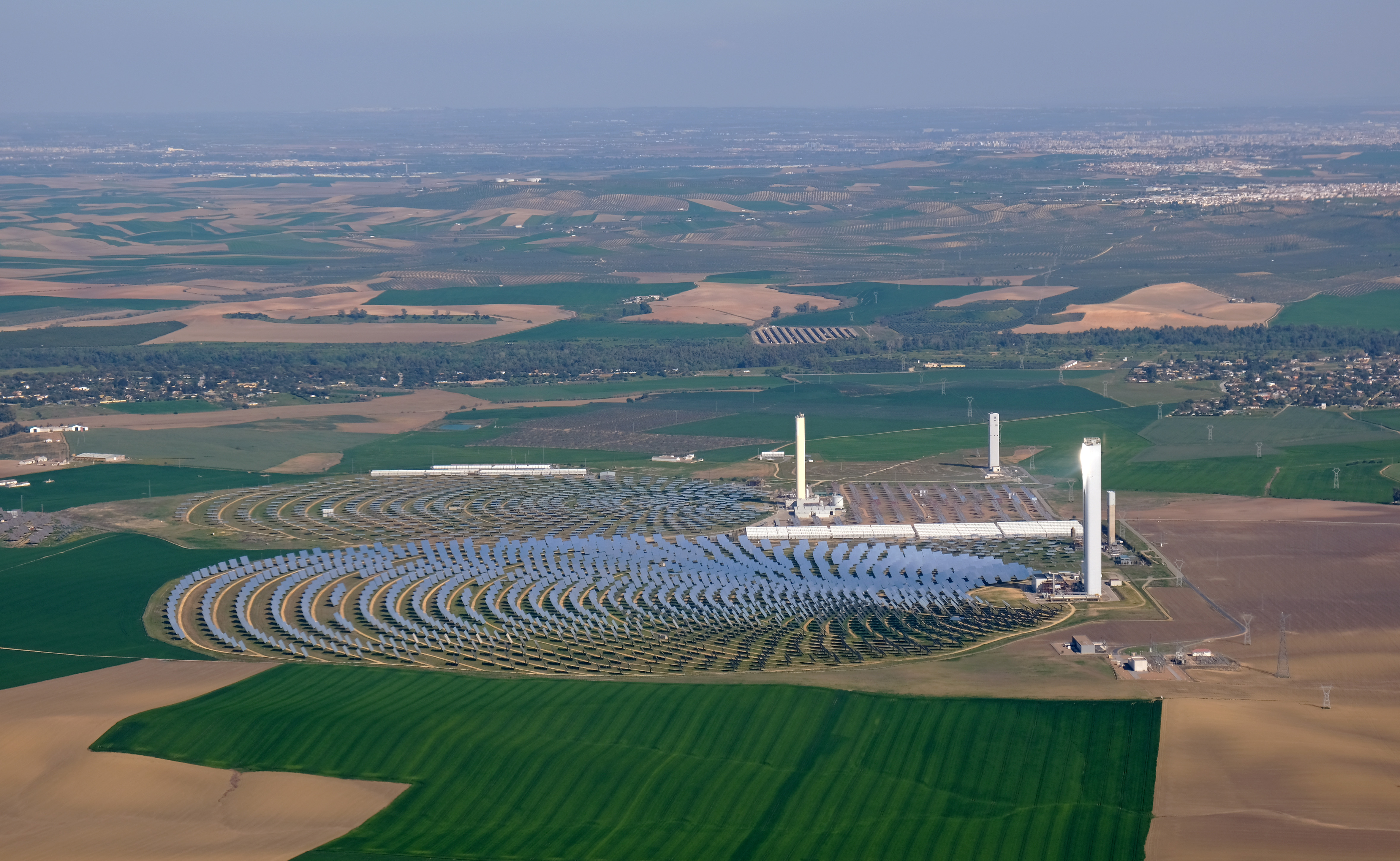 Spain: A Solar Comeback Story (image credits: wikimedia)