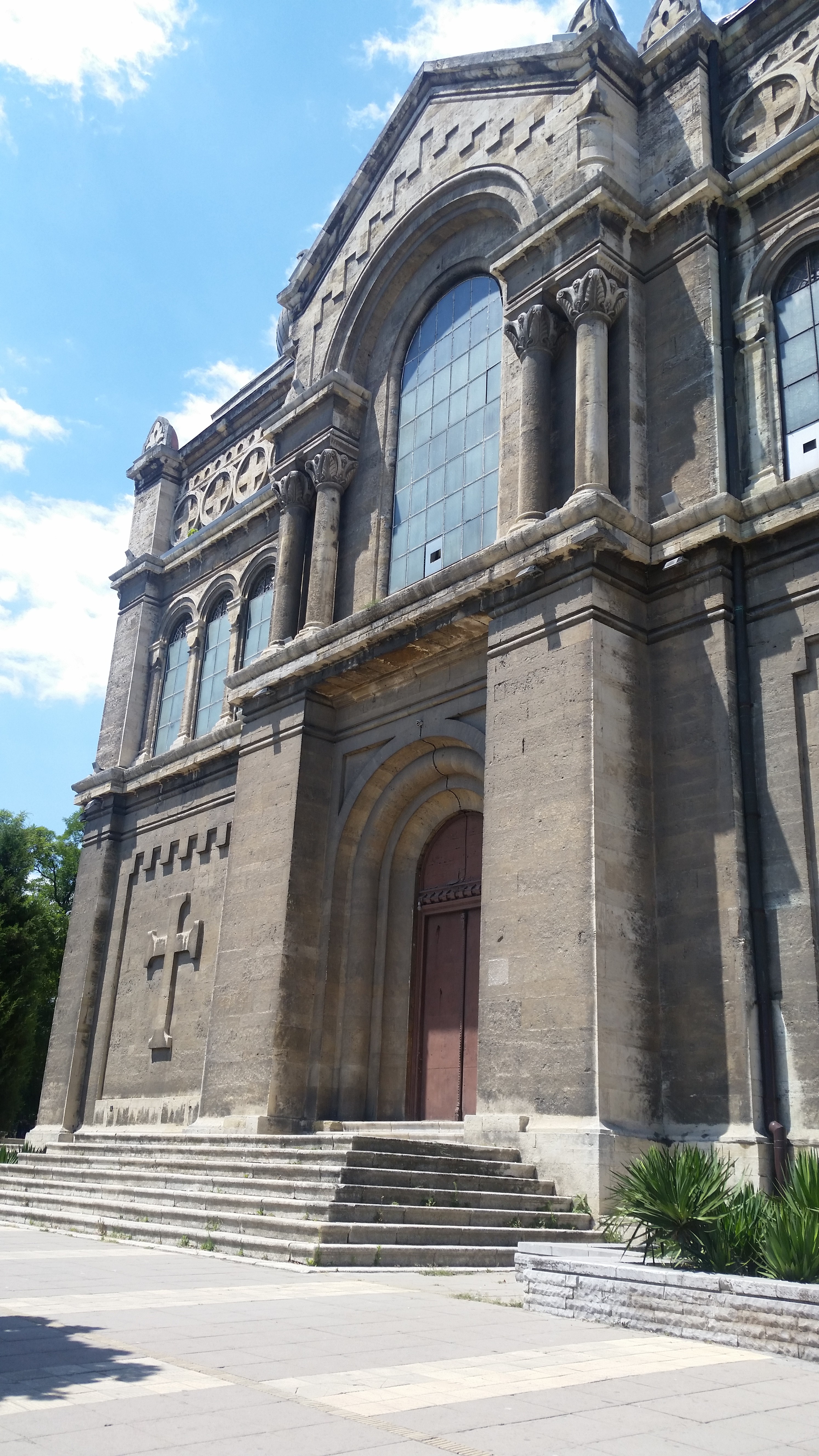 Bulgaria: Europe’s Best-Kept Secret (image credits: wikimedia)