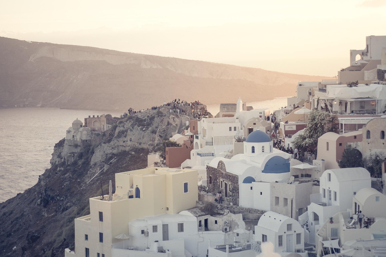 6. Santorini, Greece (image credits: pixabay)