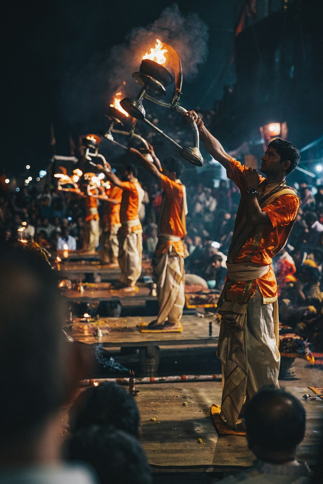 The Future of Varanasi: Preserving Tradition Amidst Change (image credits: wikimedia)