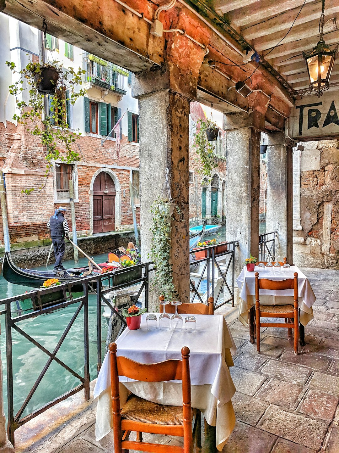 Italy Protecting History from Overtourism (image credits: unsplash)