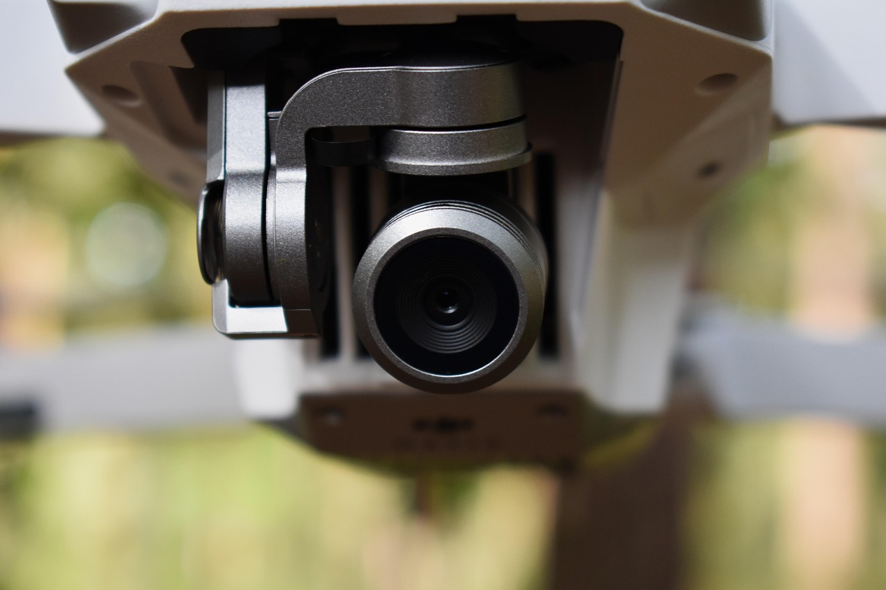 Violating Privacy Laws While Filming Locals (image credits: pixabay)