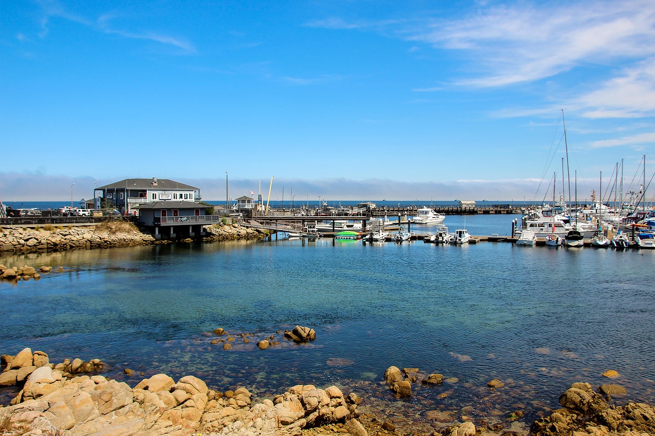 Monterey, California (image credits: pixabay)