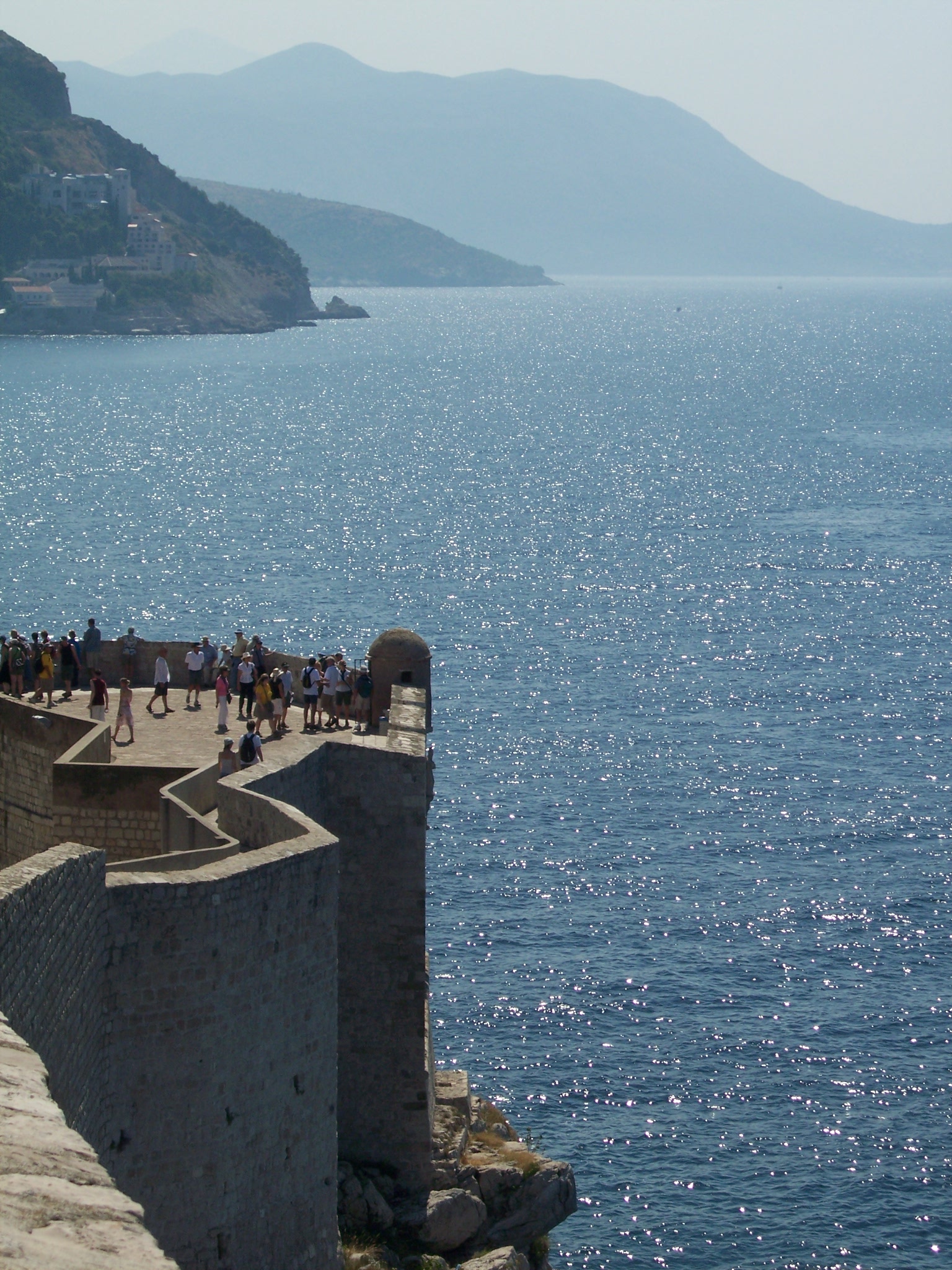 Dubrovnik Tourist Trap (image credits: wikimedia)