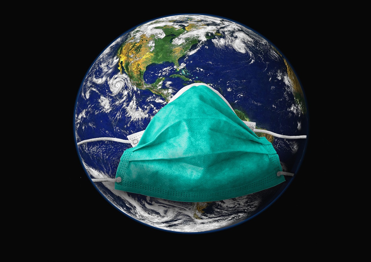 Contrasting Global Health Realities (image credits: pixabay)