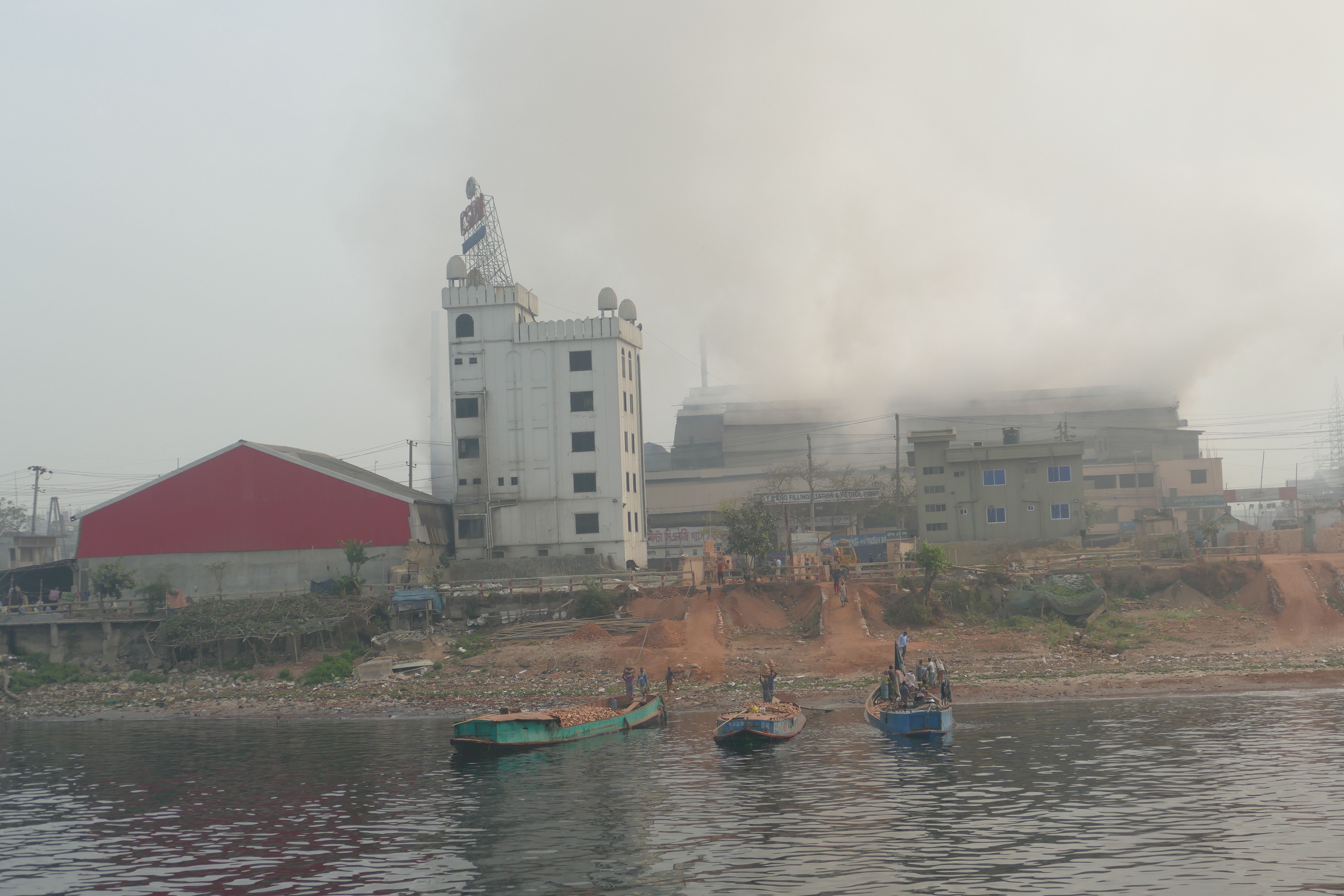 Bangladesh: The Pollution Crisis (image credits: wikimedia)